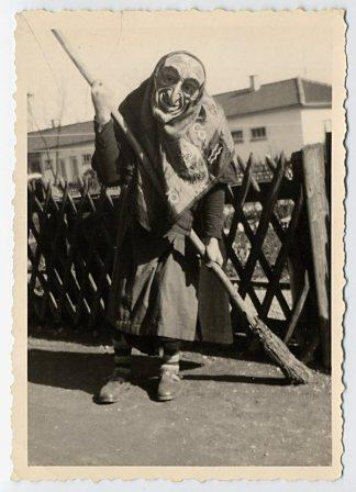 404e7f7651eb83c32d5764536d2367d0 - Copy