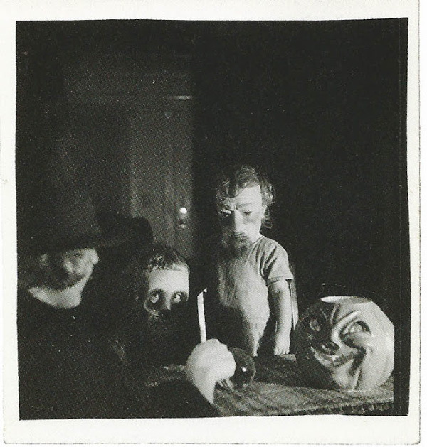 vintage-halloween-costumes25